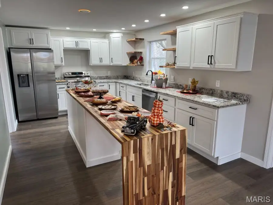 415 S Main Street, Farmington, MO 63640 - #2