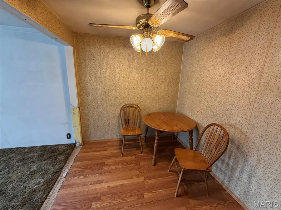 1033 Villa Ridge Road, Collinsville, IL 62234 - #3