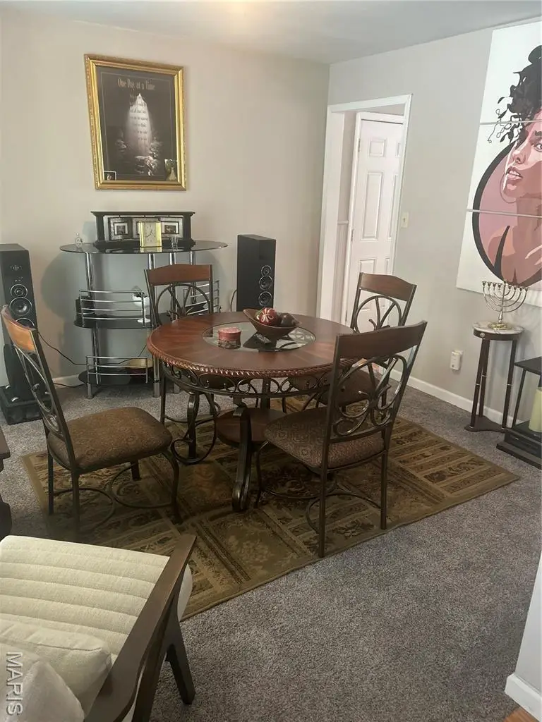 6805 Trois Court, Florissant, MO 63033 - #2