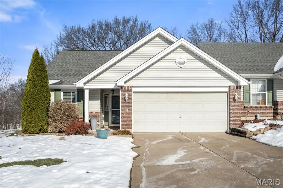 6 Quiet Meadow Court, Saint Peters, MO 63376 - Image #2