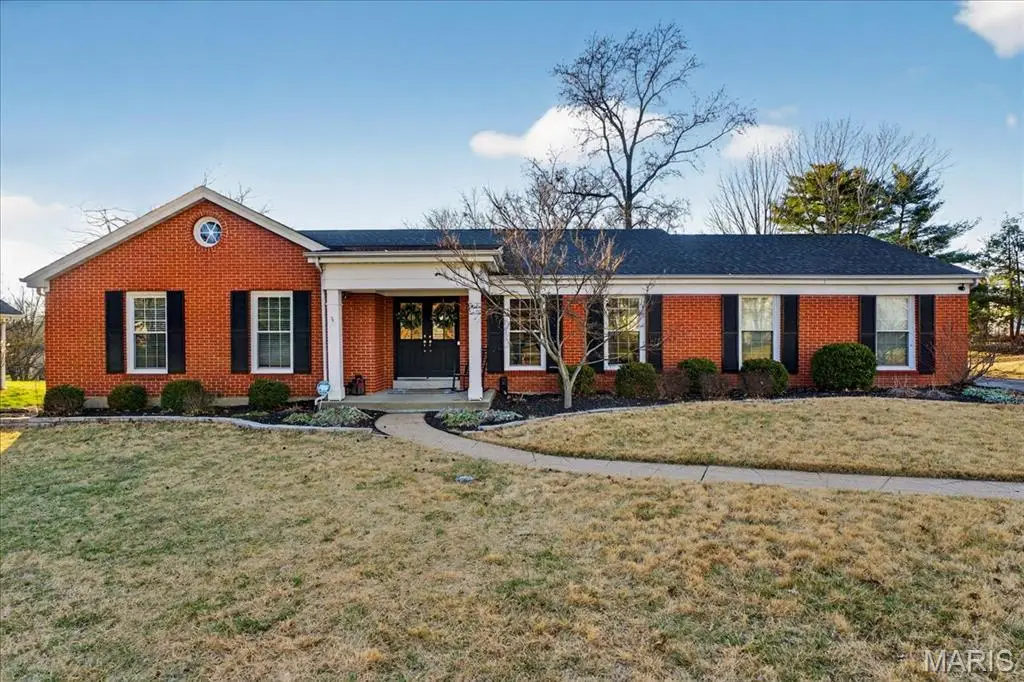 14778 Plumas Drive, Chesterfield, MO 63017 - Image #1