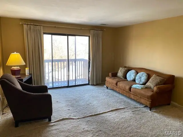 1021 Adworth Drive #J, Mehlville, MO 63125 - #2