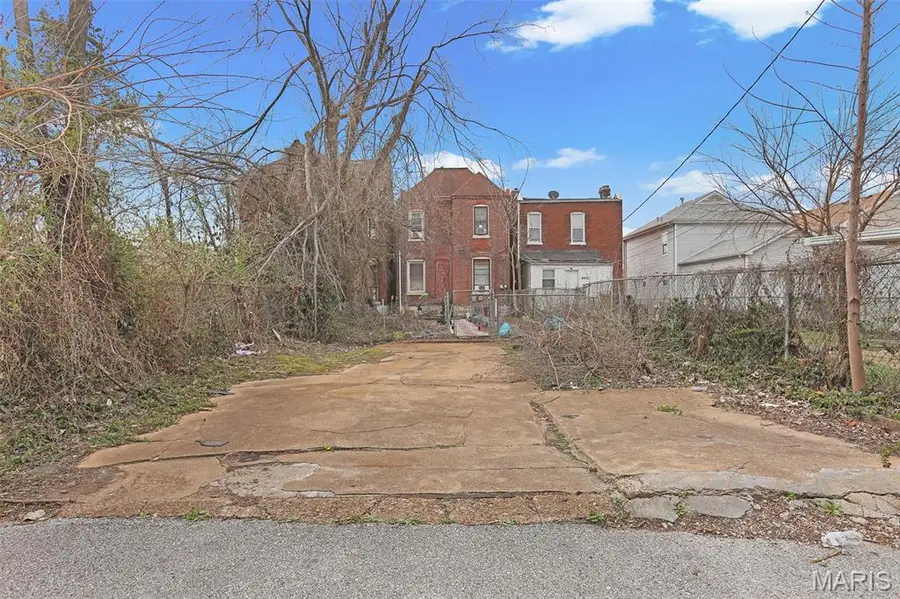 4523 Page Boulevard, Saint Louis, MO 63113 - #3