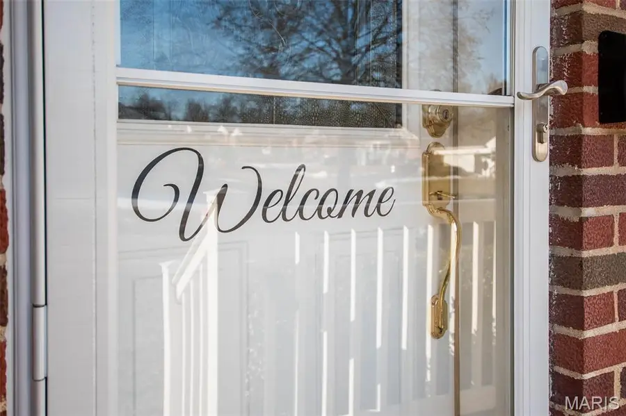 9105 Southview Lane, Saint Louis, MO 63123 - #3