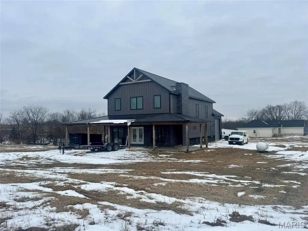 4727 Walnut Creek Drive, Palmyra, MO 63461 - Image #1