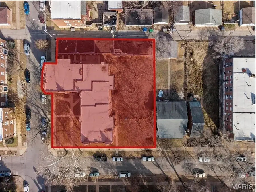 3862 S Spring Avenue, Saint Louis, MO 63116 - Image #2