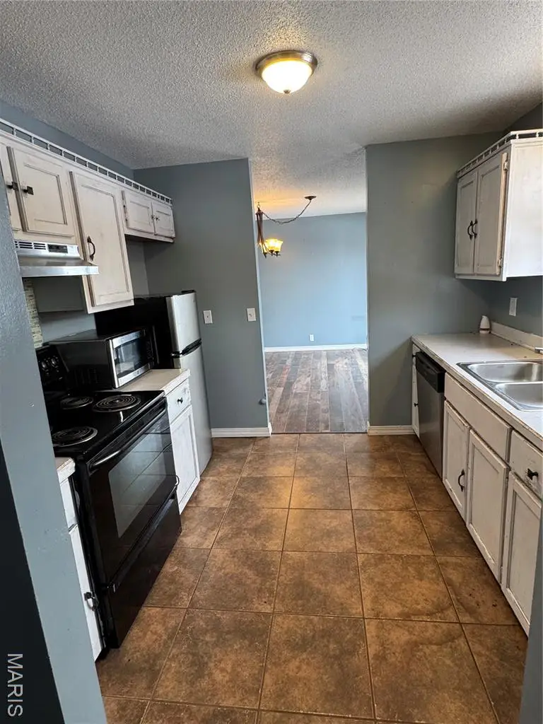 46 Red Cedar Boulevard, Poplar Bluff, MO 63901 - Image #2