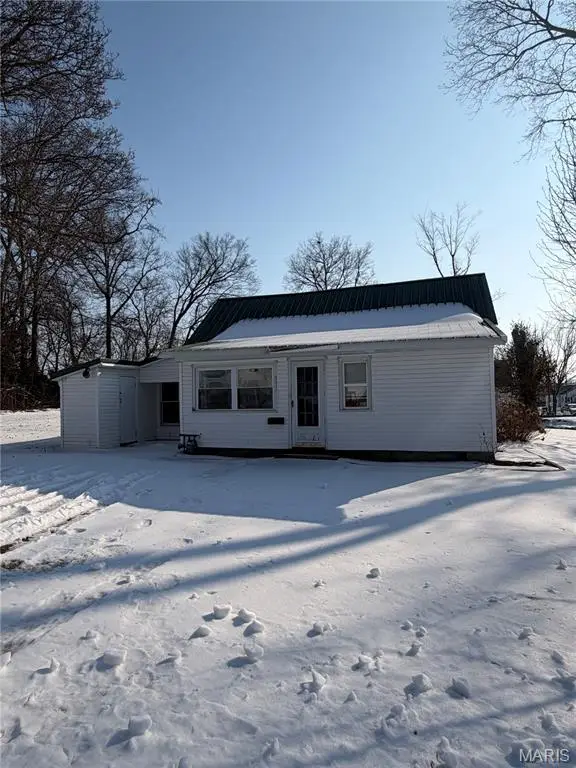 811 2nd Street W, Scott City, MO 63780 - #1