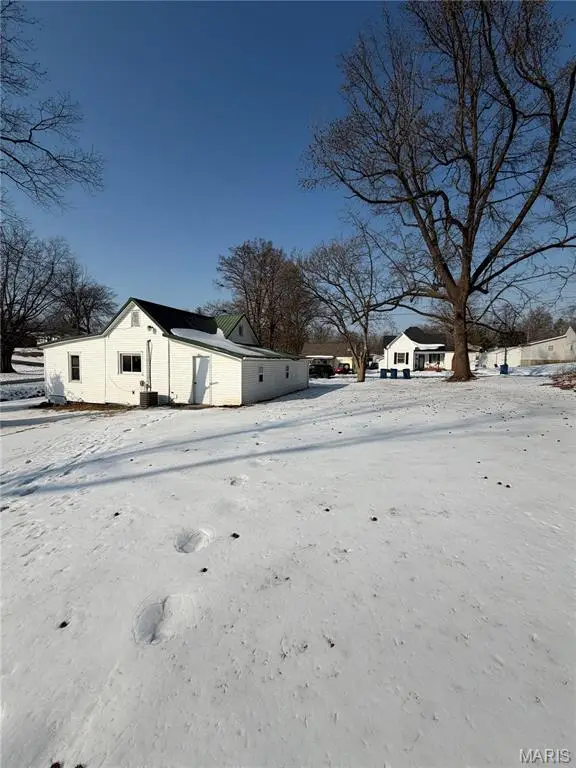 811 2nd Street W, Scott City, MO 63780 - #3