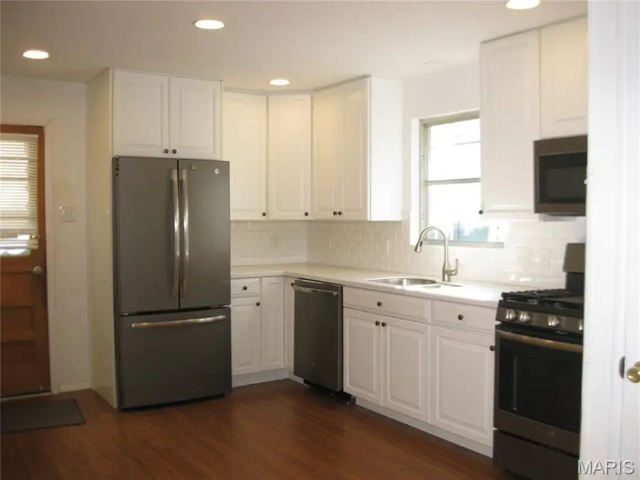 2138 Knox Avenue, Saint Louis, MO 63139 - #2