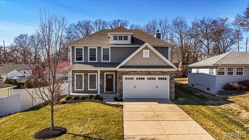 1025 Barry Court, Kirkwood, MO 63122 - #1