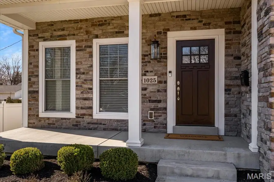 1025 Barry Court, Kirkwood, MO 63122 - #3