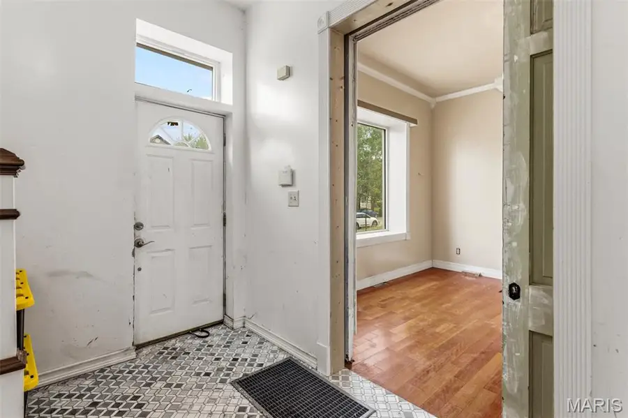 6036 Horton Place, Saint Louis, MO 63112 - #3