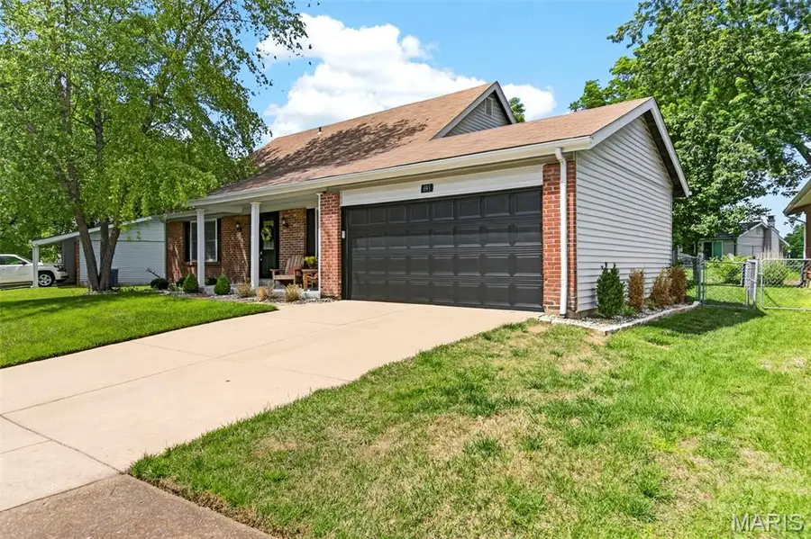 693 Rustic Valley Drive, Ballwin, MO 63021 - #2