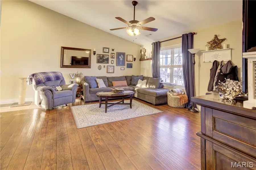 205 Kinder Avenue, Sikeston, MO 63801 - #2