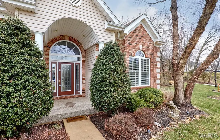 38 Silent Brook Court, Lake Saint Louis, MO 63367 - #3