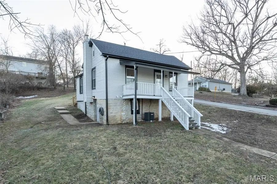 401 E Miller Street, De Soto, MO 63020 - #3