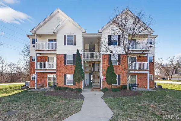 480 Benton Drive #K, St Peters, MO 63376