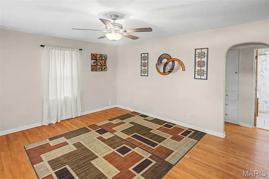 629 Leslie Avenue, Wood River, IL 62095 - #3