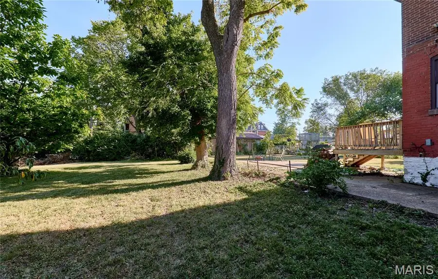 6063 Clemens Avenue, Saint Louis, MO 63112 - Image #3