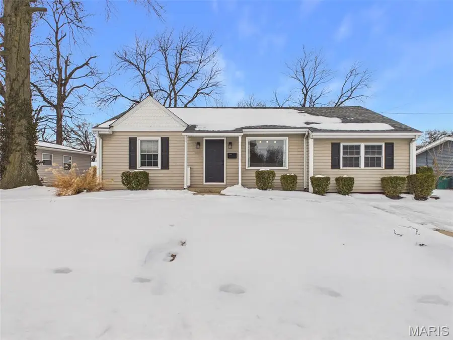 3305 Johnson Road, Granite City, IL 62040 - #2