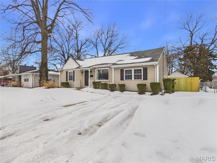 3305 Johnson Road, Granite City, IL 62040 - #3