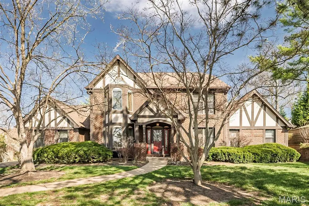 606 Aspen Ridge Court, Town And Country, MO 63017 - #1