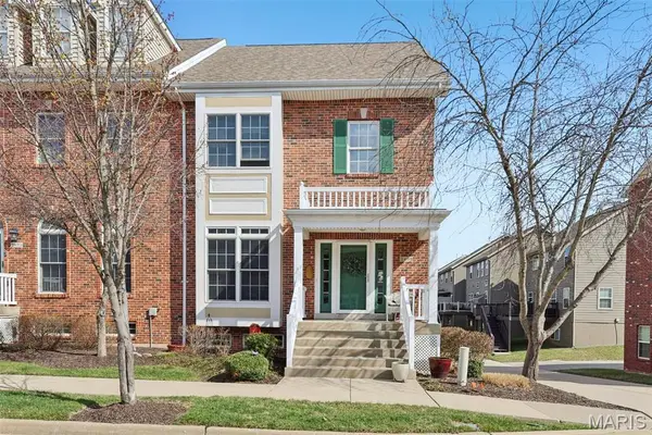 2408 N Larksong Drive, Wildwood, MO 63040