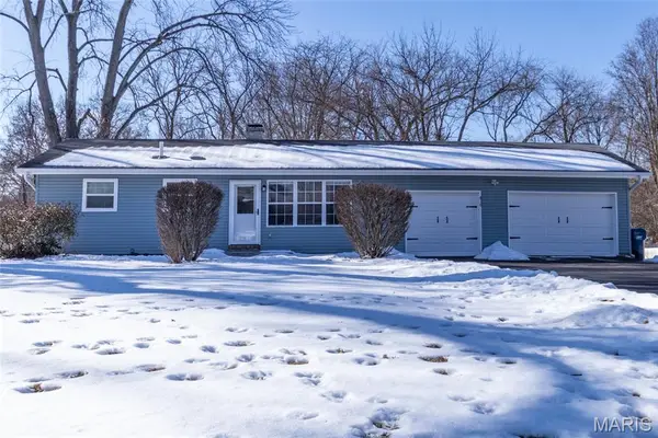 816 Crestland Drive, Ballwin, MO 63011