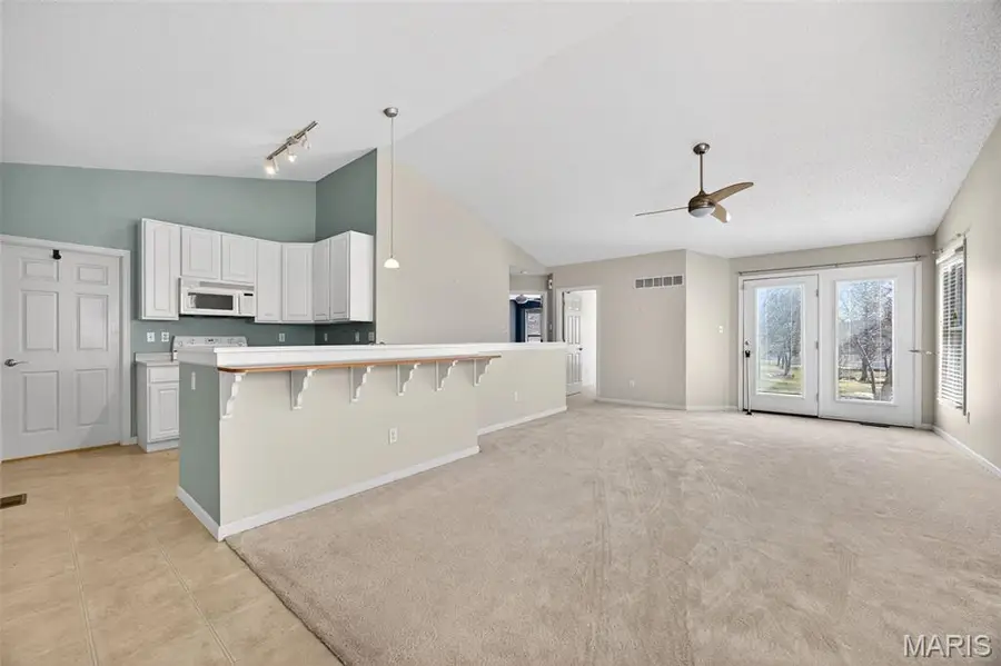 214 Maryland Drive #26B, Ofallon, MO 63366 - #2