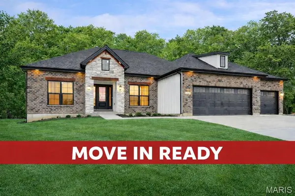 2317 Fiddlers Close Road, Washington, MO 63090