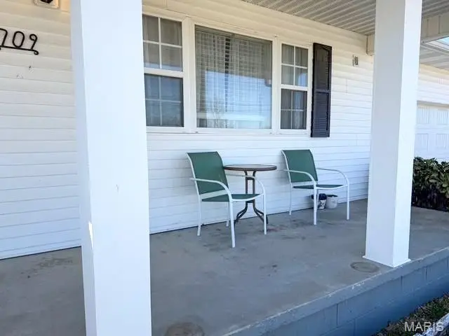 709 Brown St, Bloomfield, MO 63825 - #3