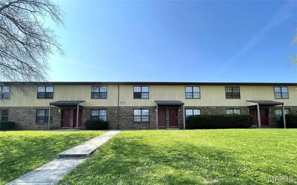 4 Pheasantwood Drive, Belleville, IL 62226 - #1