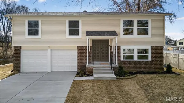 57 Bartley Street, St Peters, MO 63376