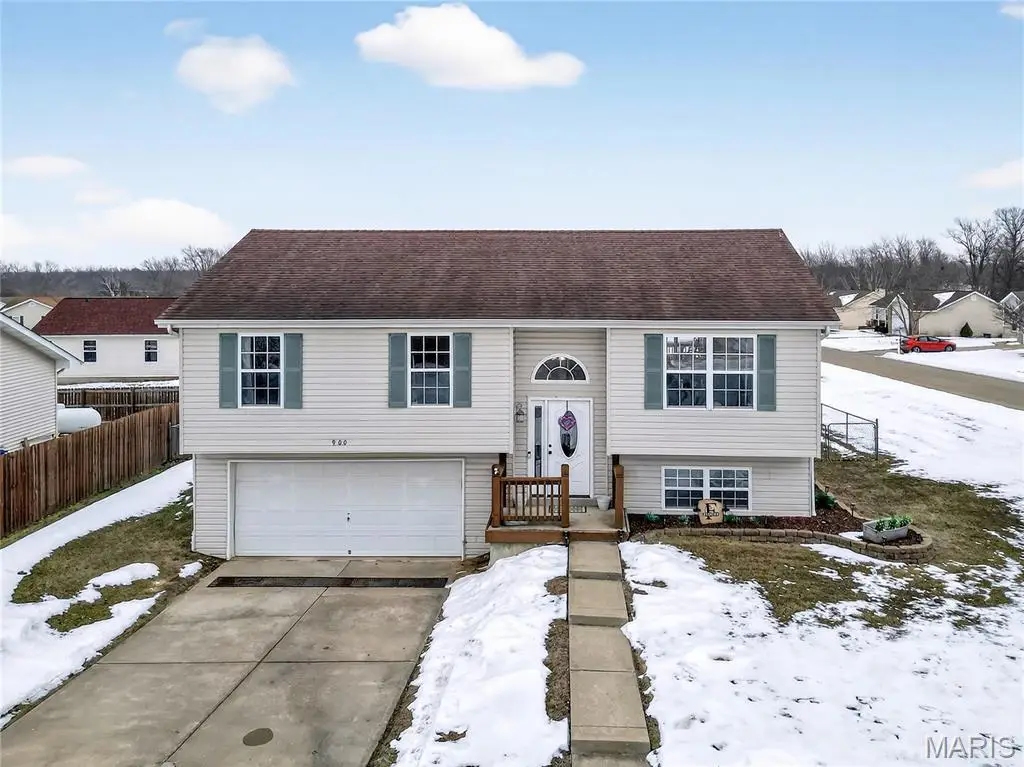 900 Sherwood Drive, Warrenton, MO 63383 - #1