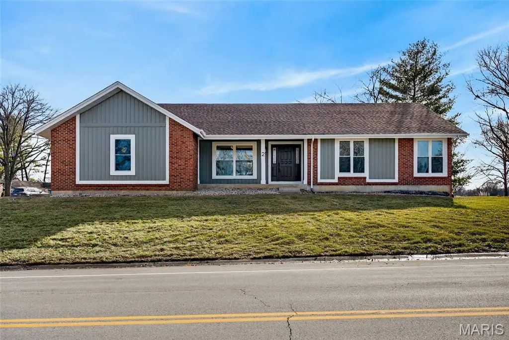 2 Riviera Court, Lake Saint Louis, MO 63367 - #1