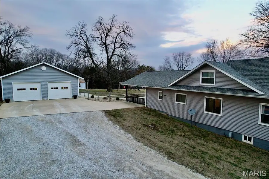 19841 Highway 32, Ste Genevieve, MO 63670 - #2
