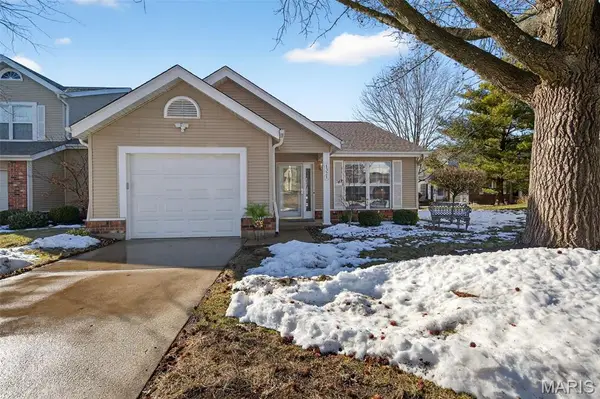 1321 Forest Creek Drive #3, St Charles, MO 63303