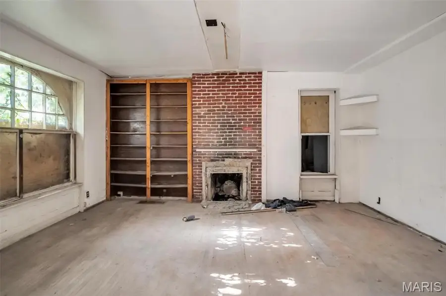 4169 Mcpherson Avenue, Saint Louis, MO 63108 - Image #3