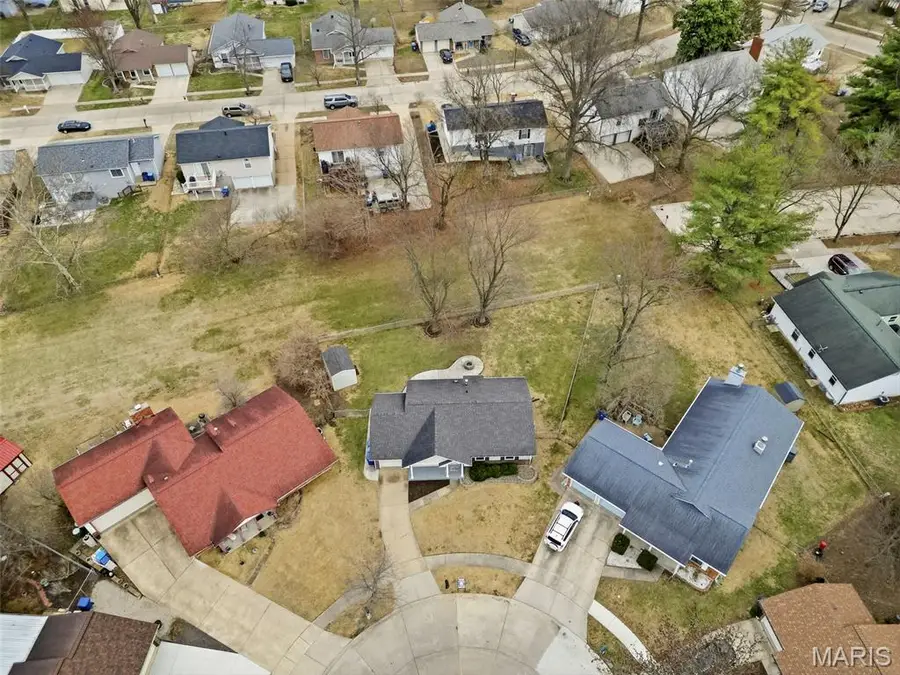 11950 Meadow Grove Court, Maryland Heights, MO 63043 - #2