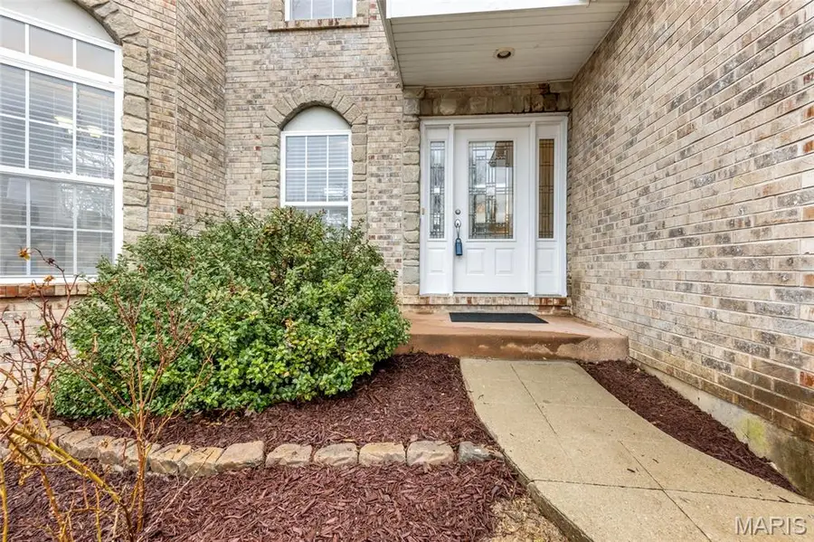 9 Pointer Court, Lake Saint Louis, MO 63367 - #2