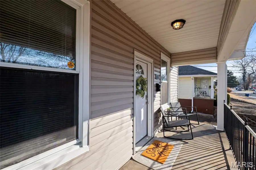 8925 Argyle Avenue, Overland, MO 63114 - #3