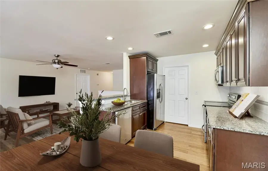 70 Round Table Court, Winfield, MO 63389 - #3