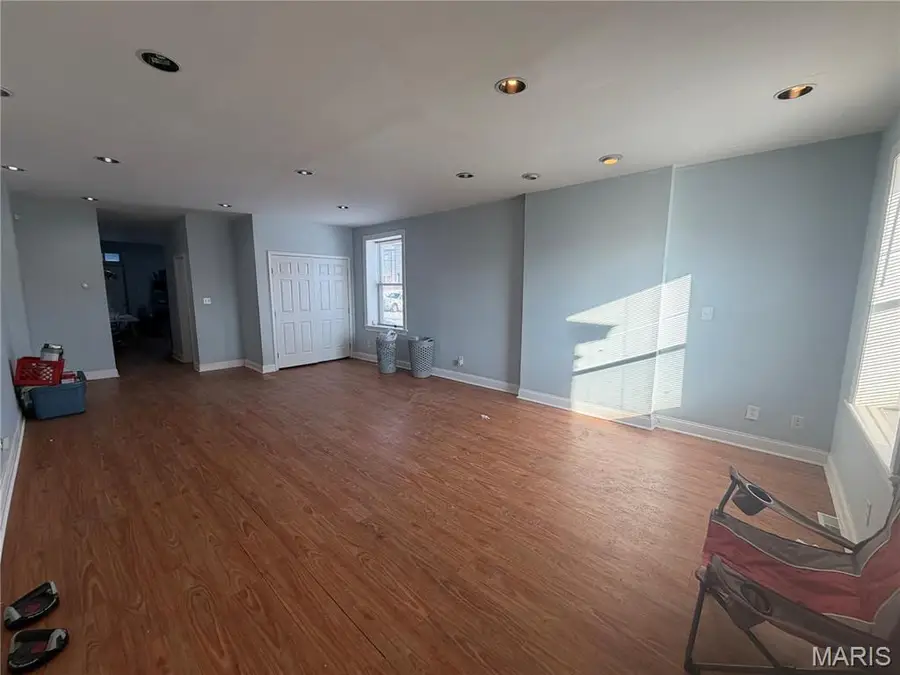 1719 Iowa Avenue, Saint Louis, MO 63104 - Image #2