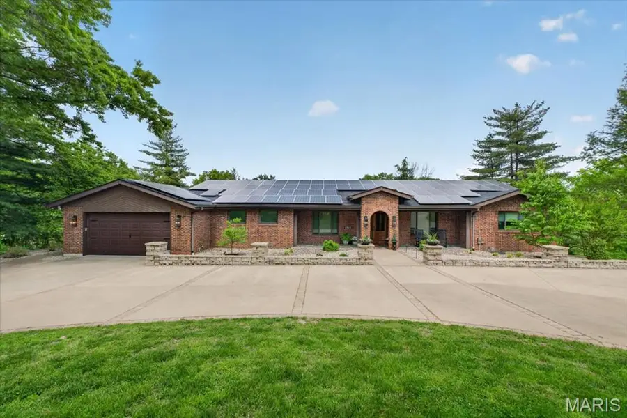 2849 Erb Road, Saint Louis, MO 63129 - #2