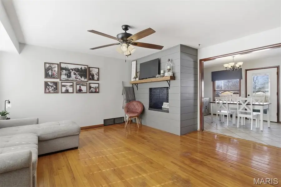 815 M- Carlton Avenue, Mountain Grove, MO 65711 - #3