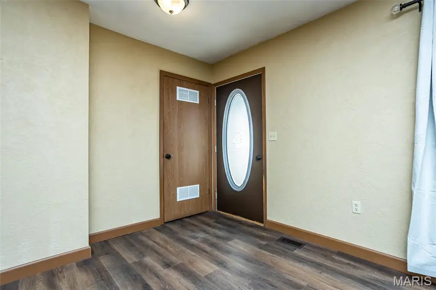 502 Lindenwood Drive, Troy, IL 62294 - #3