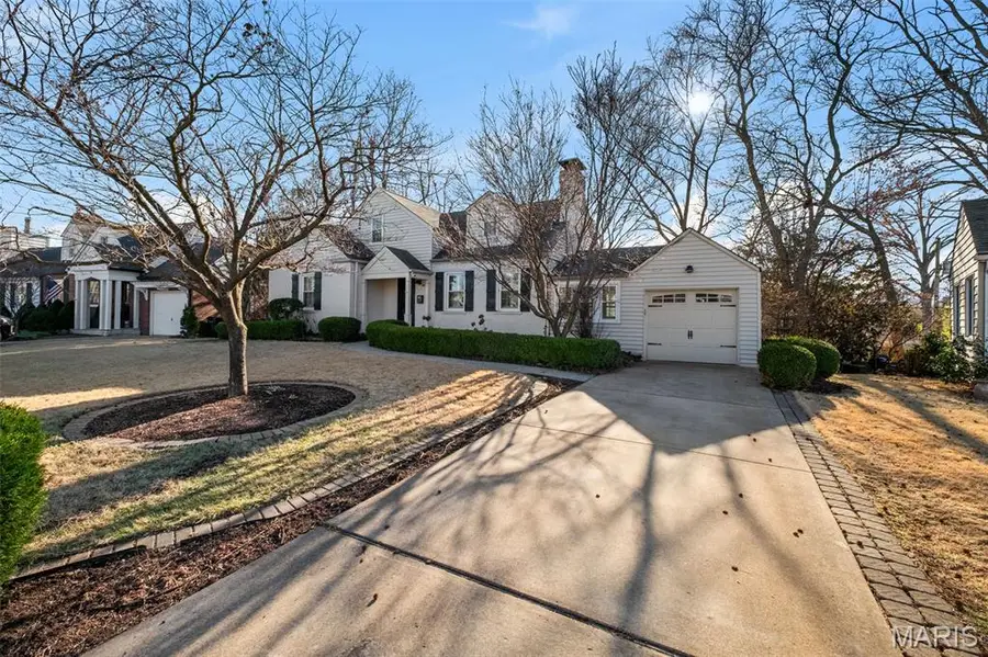 18 Southridge Drive, Saint Louis, MO 63122 - #3