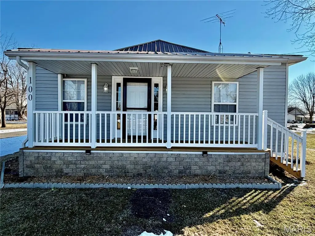 100 School Street, Wilsonville, IL 62093 - #1