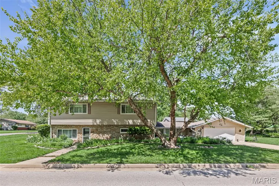1237 Gerber Road, Edwardsville, IL 62025 - #2